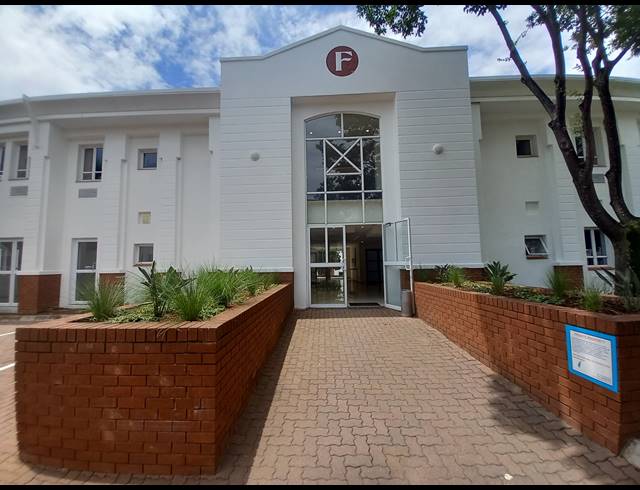 217M² OFFICE TO LET IN BRYANSTON